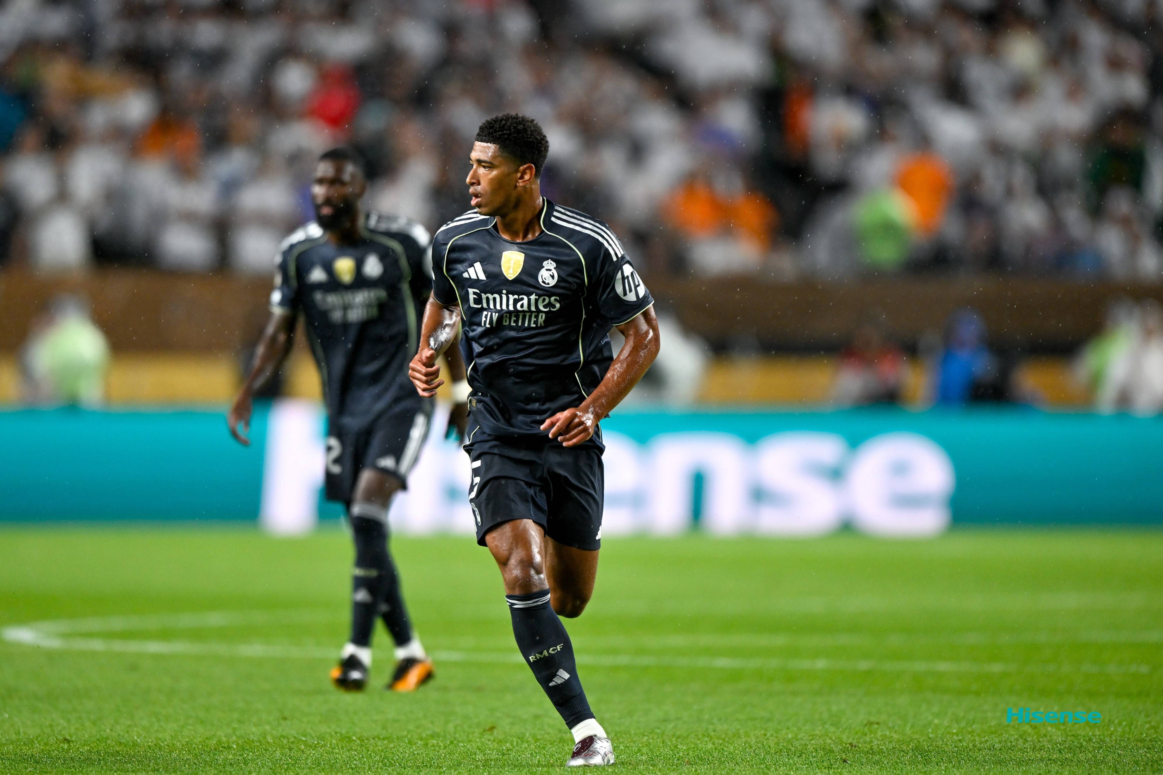 萨拉赫迎来七赛季高光表现，皇家马德里球迷沸腾！的简单介绍